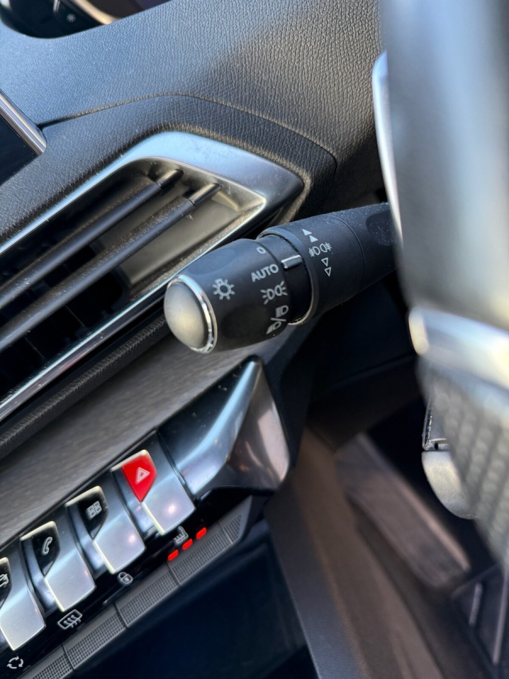 Used Peugeot 3008 2019 for sale - 77161588: Photo 28