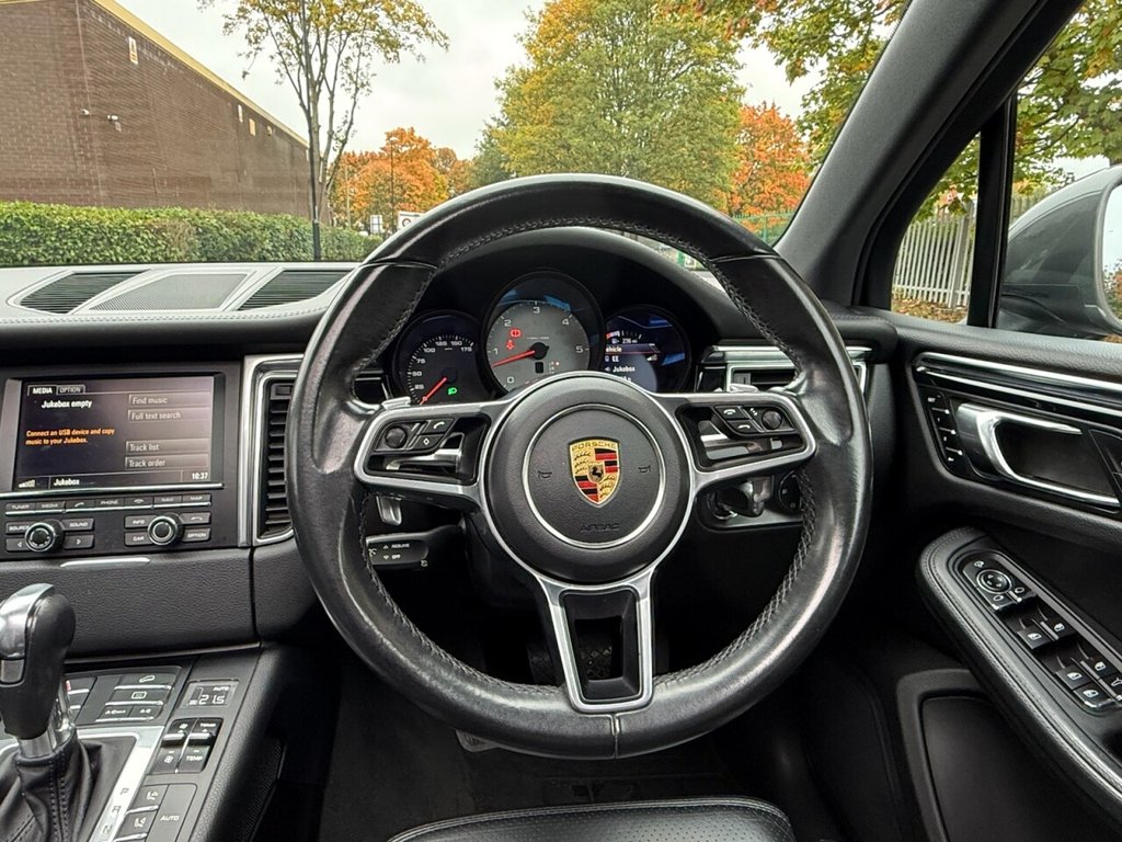 Used Porsche Macan 2015 for sale - 77582865: Photo 21