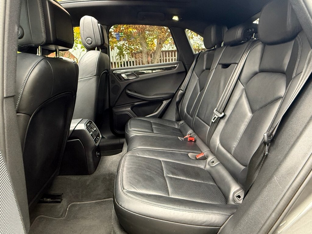 Used Porsche Macan 2015 for sale - 77582865: Photo 27