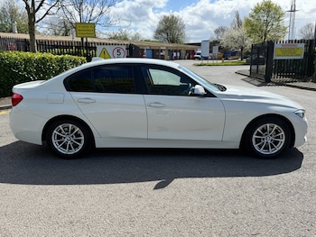 Used BMW 3 Series 2017 for sale - 78213009: Photo