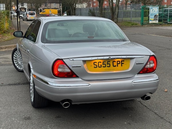 Used Jaguar XJ 2005 for sale - 73673649: Photo 5