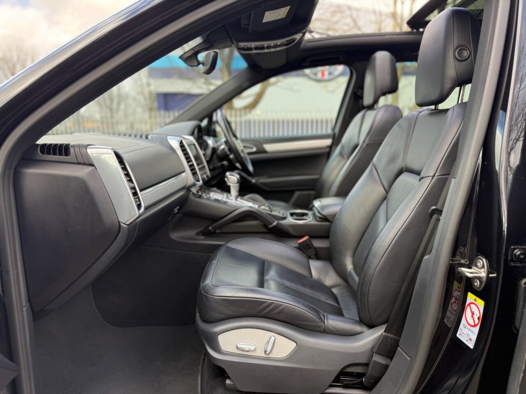 Used Porsche Cayenne 2015 for sale - 77835998: Photo 12
