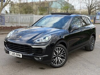 Used Porsche Cayenne 2015 for sale - 77835998: Photo