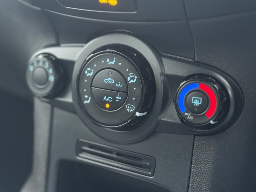 Used Ford Fiesta 2015 for sale - 77792068: Photo 20