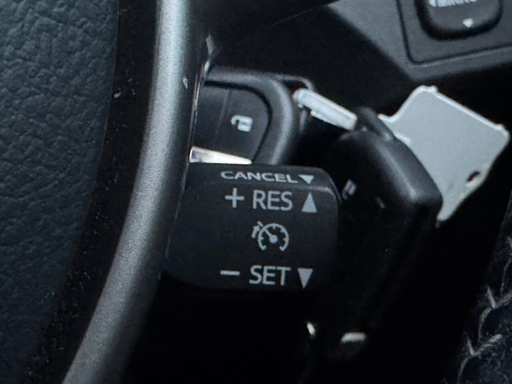 Used Toyota Yaris 2016 for sale - 78043972: Photo 22