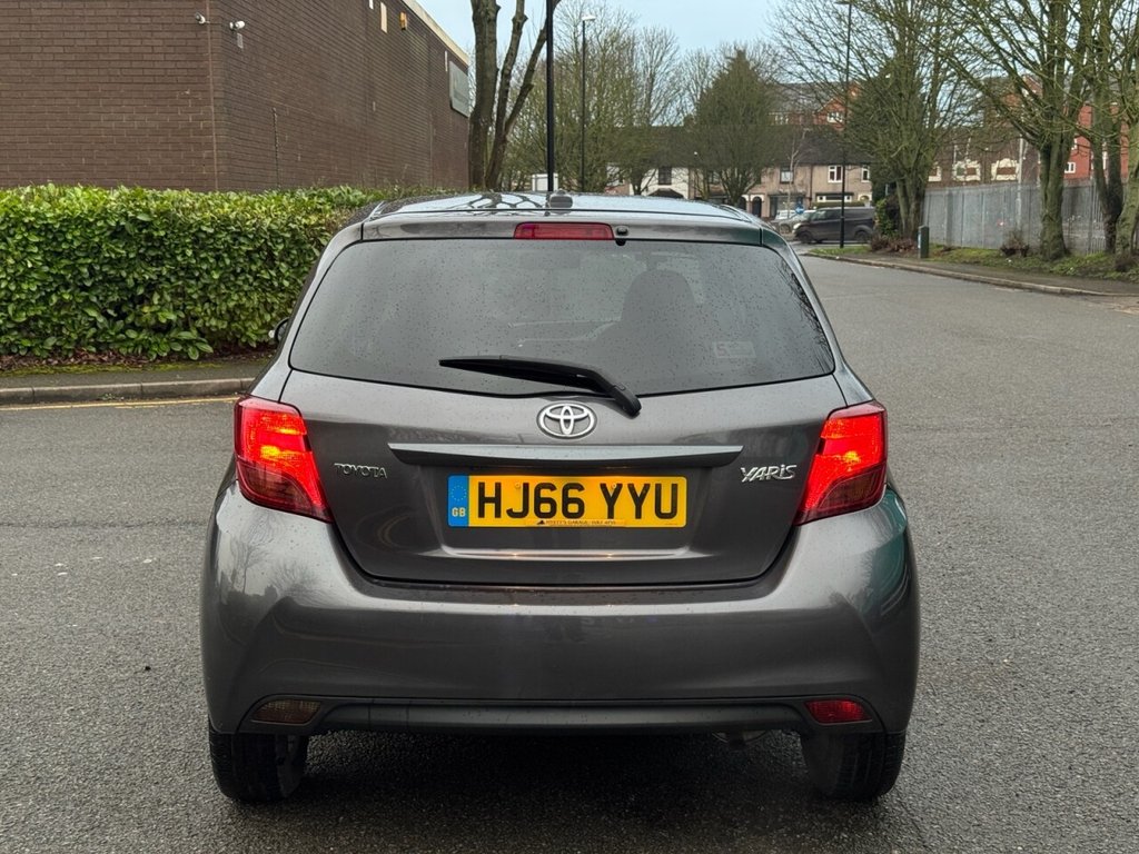 Used Toyota Yaris 2016 for sale - 78043972: Photo 6