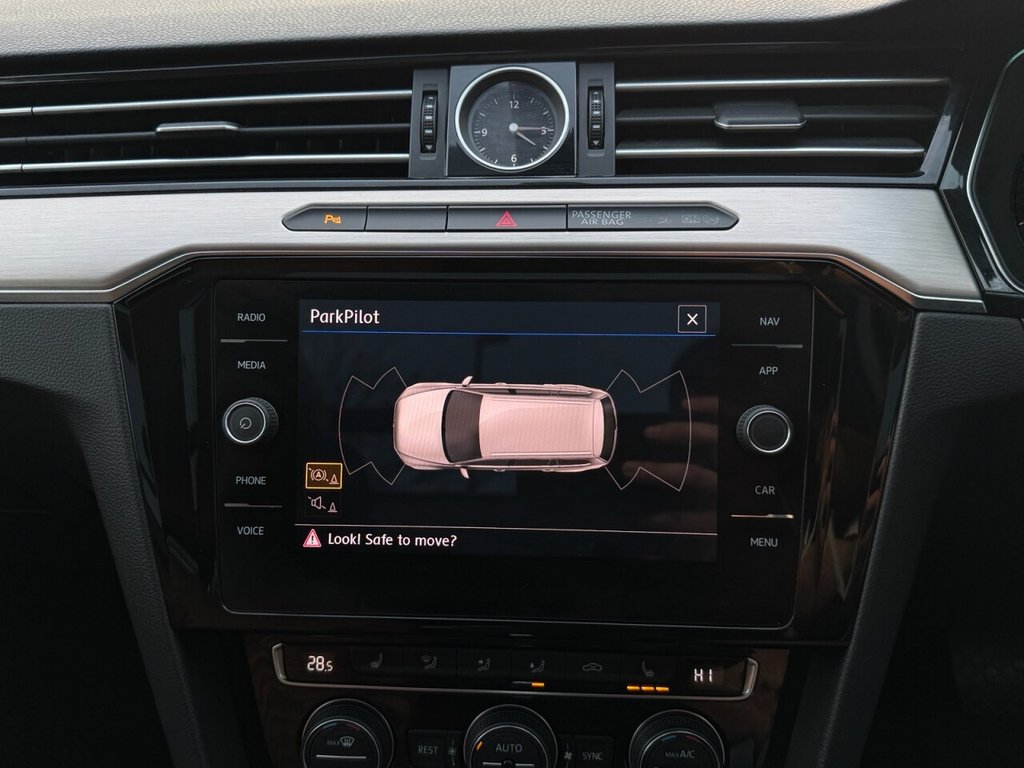 Used Volkswagen Passat 2018 for sale - 77771005: Photo 23