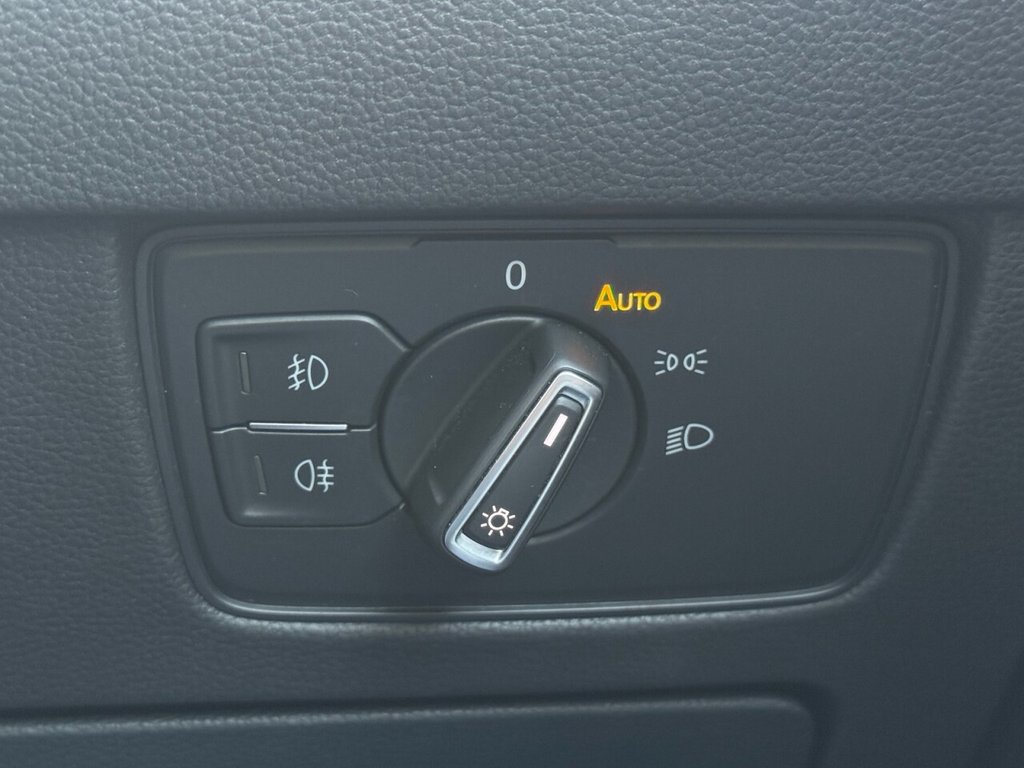 Used Volkswagen Passat 2018 for sale - 77771005: Photo 26