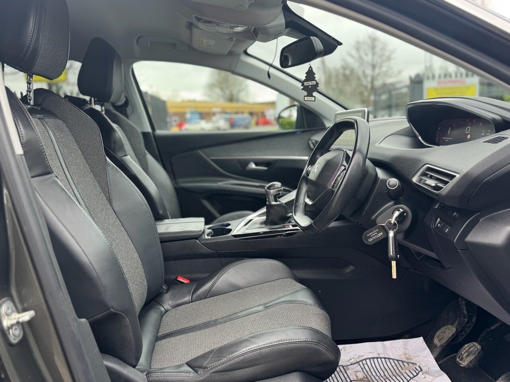 Used Peugeot 3008 2017 for sale - 77905158: Photo 9