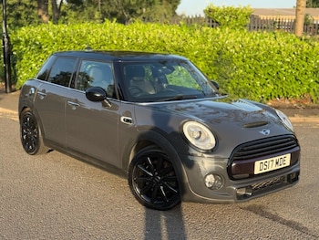 Used MINI Hatch 2017 for sale - 79014002: Photo