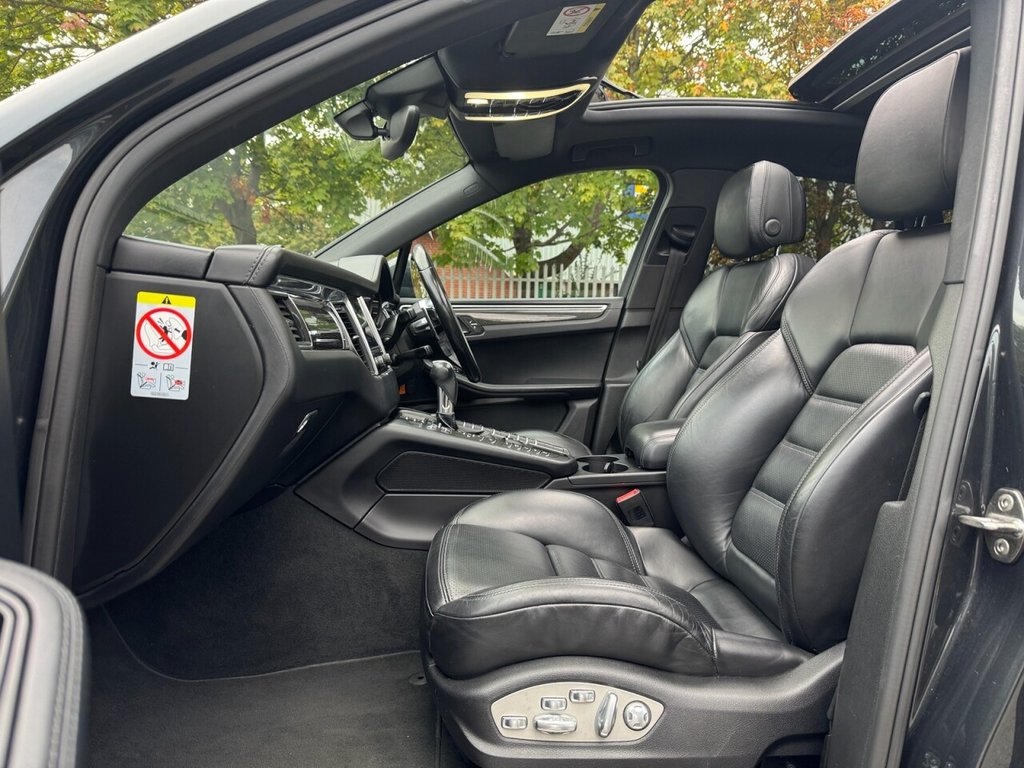 Used Porsche Macan 2017 for sale - 76092531: Photo 15