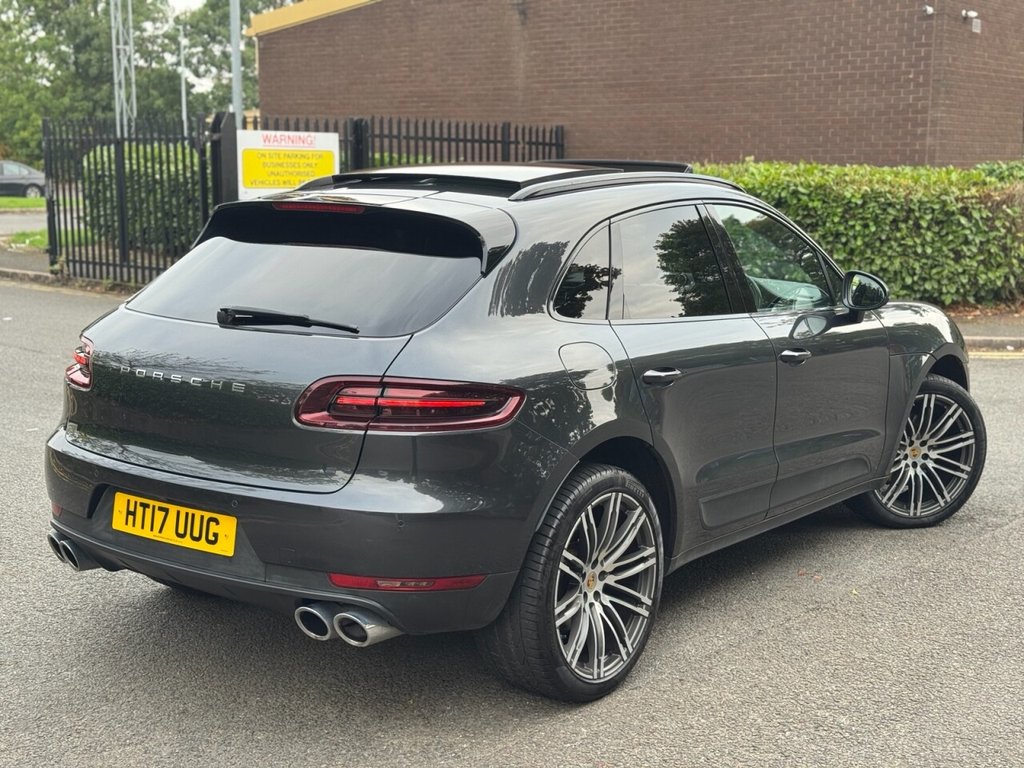 Used Porsche Macan 2017 for sale - 76092531: Photo 4