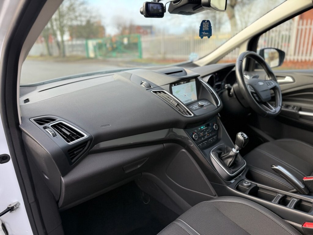 Used Ford Grand C-Max 2017 for sale - 76848189: Photo 9