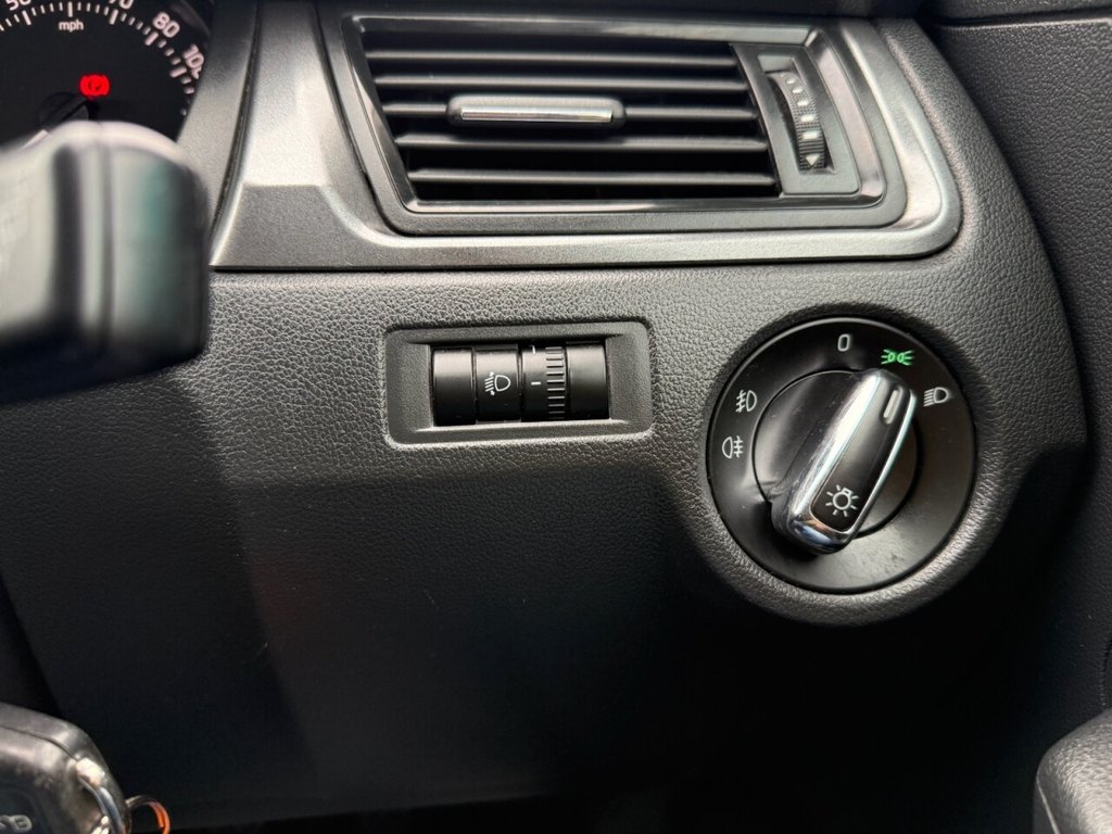 Used Skoda Rapid Spaceback 2015 for sale - 77792066: Photo 19