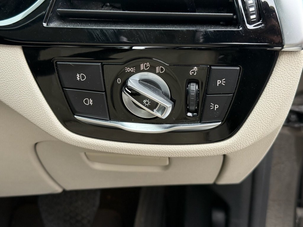 Used BMW 5 Series 2017 for sale - 76711208: Photo 25