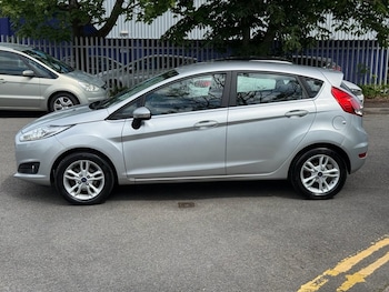 Used Ford Fiesta 2015 for sale - 78943352: Photo