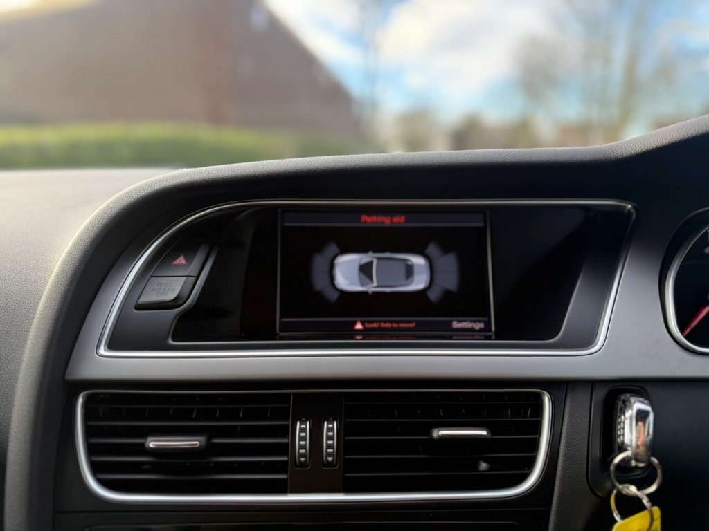 Used Audi A5 Cabriolet 2014 for sale - 77101021: Photo 21