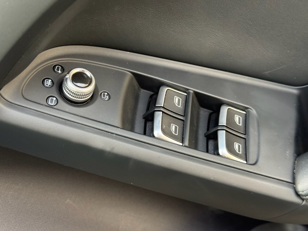 Used Audi A5 Cabriolet 2014 for sale - 77101021: Photo 33