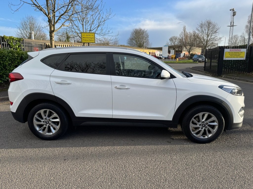 Used Hyundai TUCSON 2016 for sale - 77880187: Photo 2