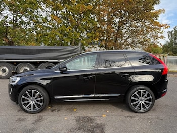 Used Volvo XC60 2017 for sale - 76172851: Photo