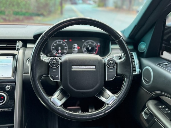 Used Land Rover Discovery 2018 for sale - 76168470: Photo 15