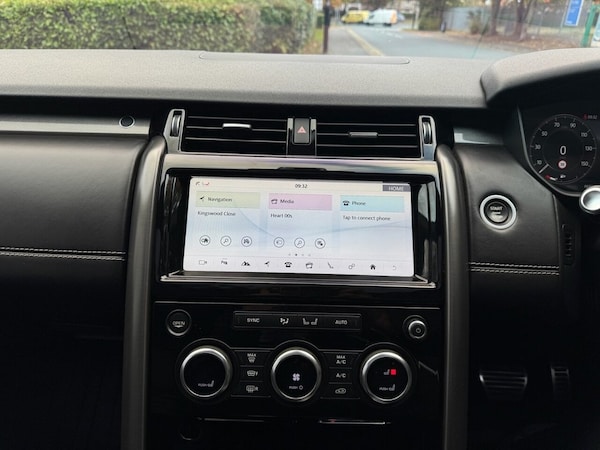 Used Land Rover Discovery 2018 for sale - 76168470: Photo 30