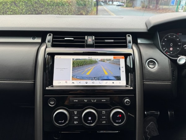 Used Land Rover Discovery 2018 for sale - 76168470: Photo 31