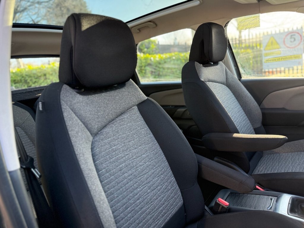 Used Citroen C4 Picasso 2017 for sale - 76670510: Photo 11