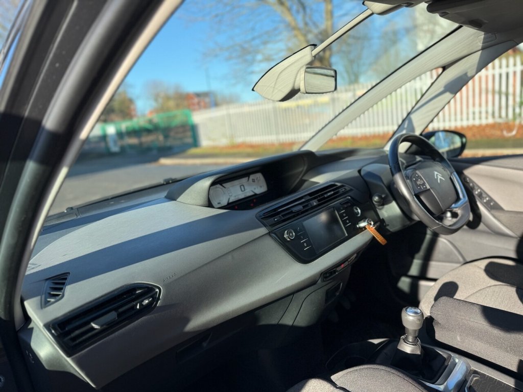 Used Citroen C4 Picasso 2017 for sale - 76670510: Photo 25