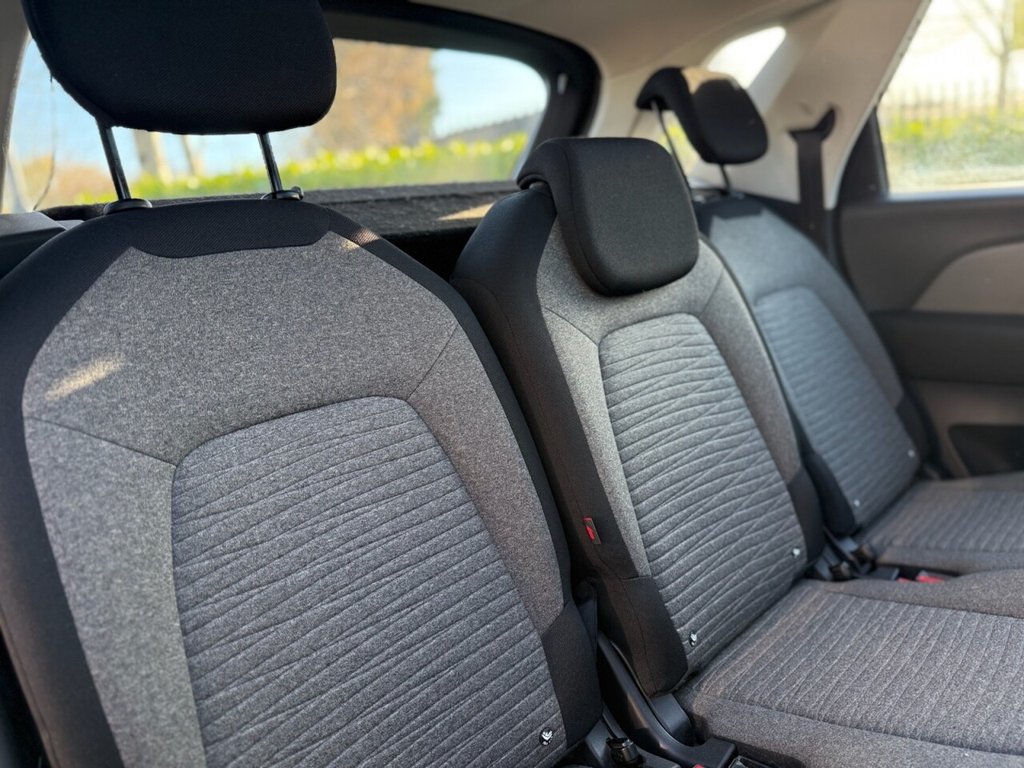 Used Citroen C4 Picasso 2017 for sale - 76670510: Photo 29