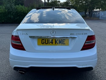 Used Mercedes-Benz C Class 2014 for sale - 79466120: Photo