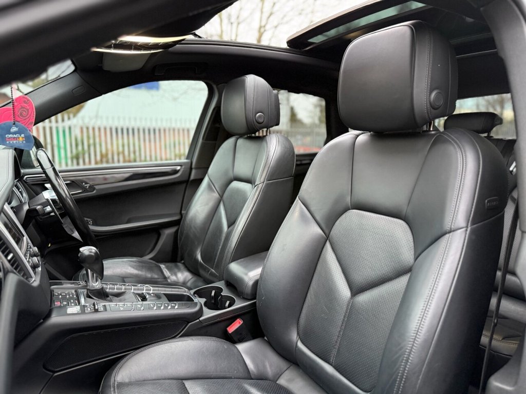 Used Porsche Macan 2014 for sale - 77140075: Photo 12