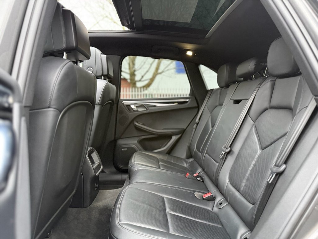 Used Porsche Macan 2014 for sale - 77140075: Photo 31