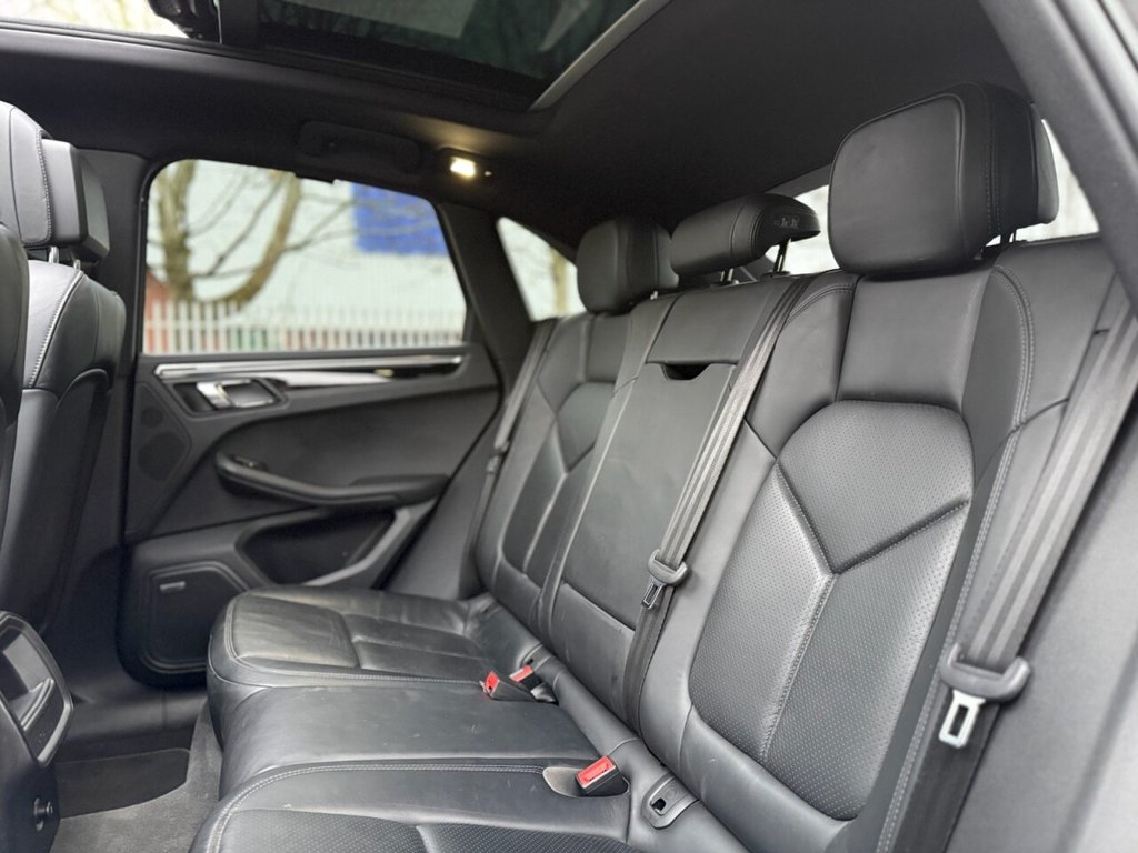 Used Porsche Macan 2014 for sale - 77140075: Photo 32