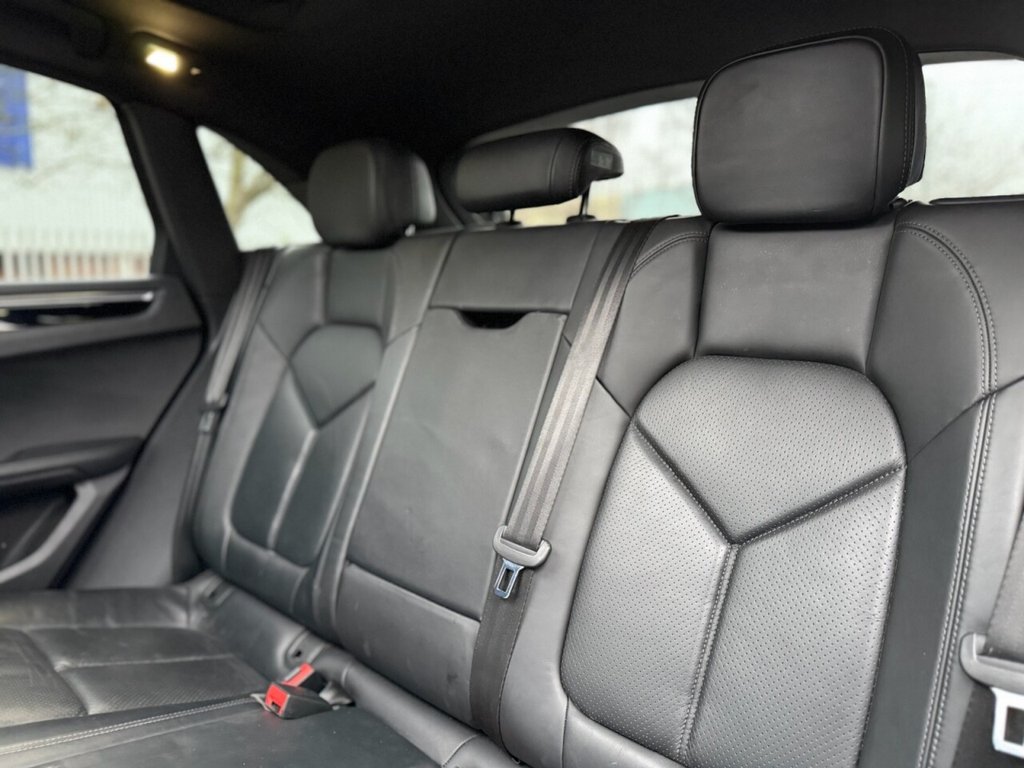 Used Porsche Macan 2014 for sale - 77140075: Photo 33