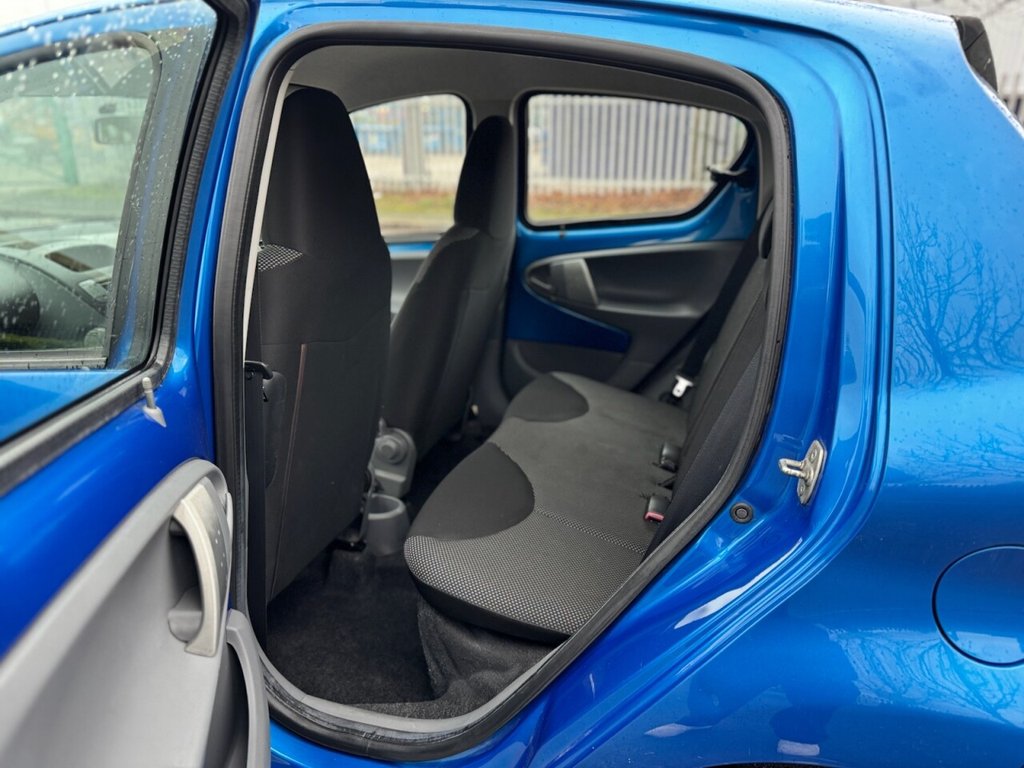 Used Toyota AYGO 2009 for sale - 77436997: Photo 17