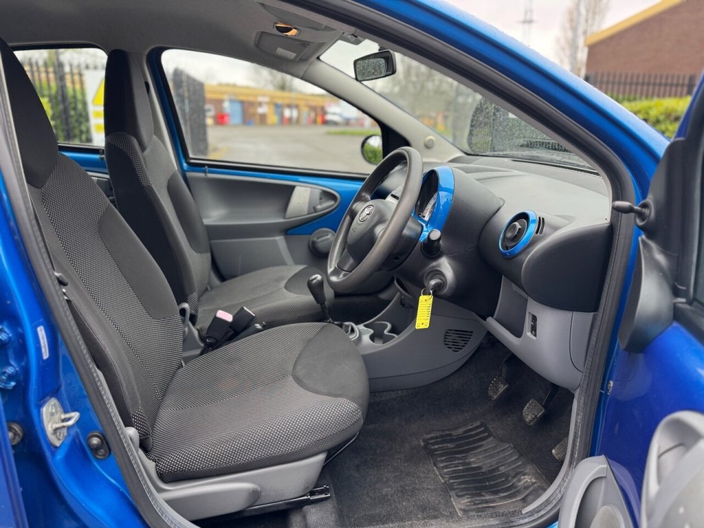 Used Toyota AYGO 2009 for sale - 77436997: Photo 23