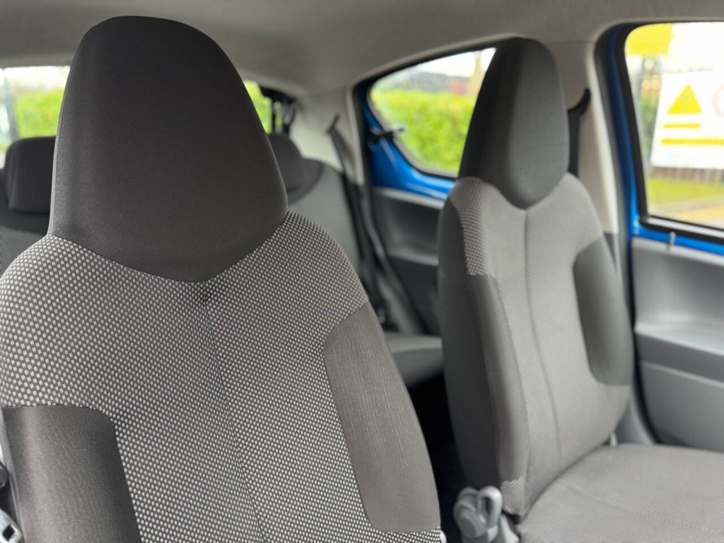 Used Toyota AYGO 2009 for sale - 77436997: Photo 26