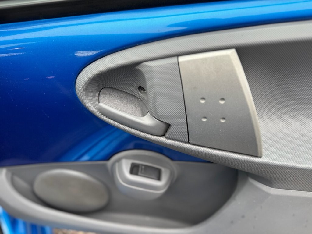 Used Toyota AYGO 2009 for sale - 77436997: Photo 27