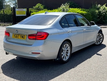 Used BMW 3 Series 2017 for sale - 78749596: Photo