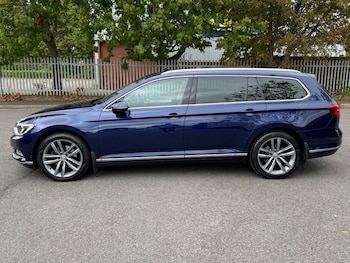 Used Volkswagen Passat 2019 for sale - 75739409: Photo
