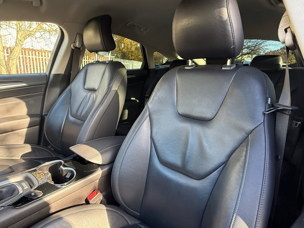 Used Ford Mondeo 2015 for sale - 76520645: Photo 12