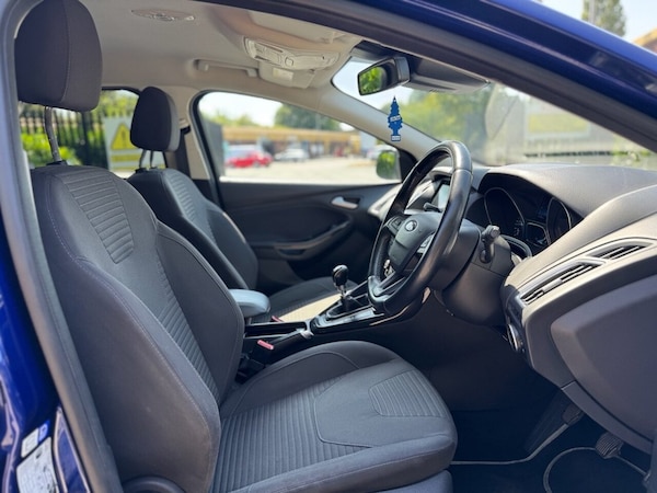 Used Ford Focus 2017 for sale - 75220828: Photo 9