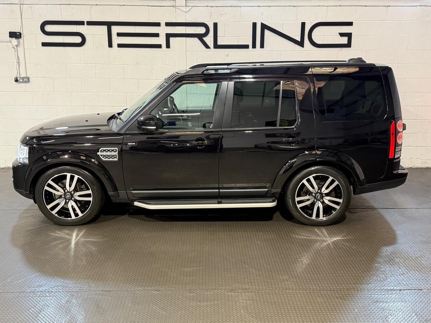 Used Land Rover Discovery 4 for sale - 77191399: Photo 12