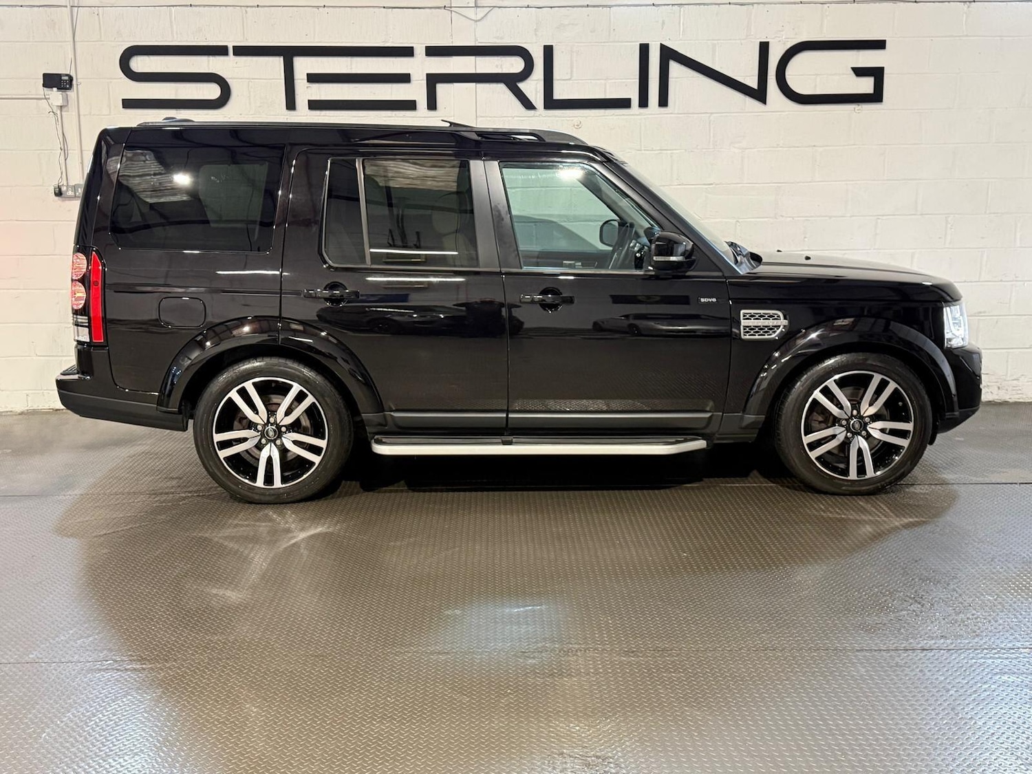 Used Land Rover Discovery 4 for sale - 77191399: Photo 14