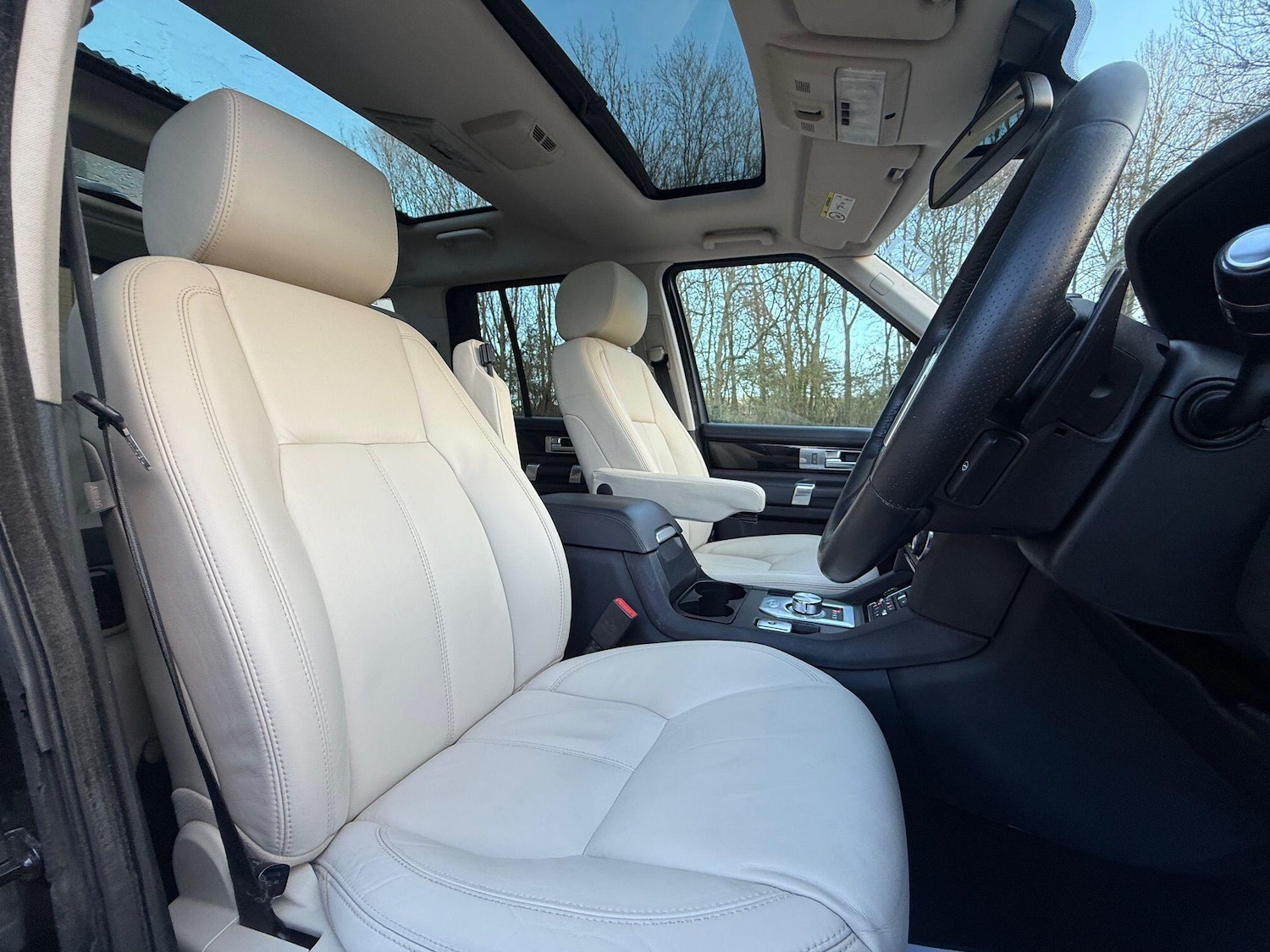 Used Land Rover Discovery 4 for sale - 77191399: Photo 27