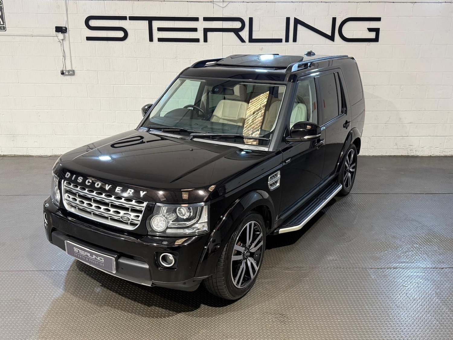 Used Land Rover Discovery 4 for sale - 77191399: Photo 3