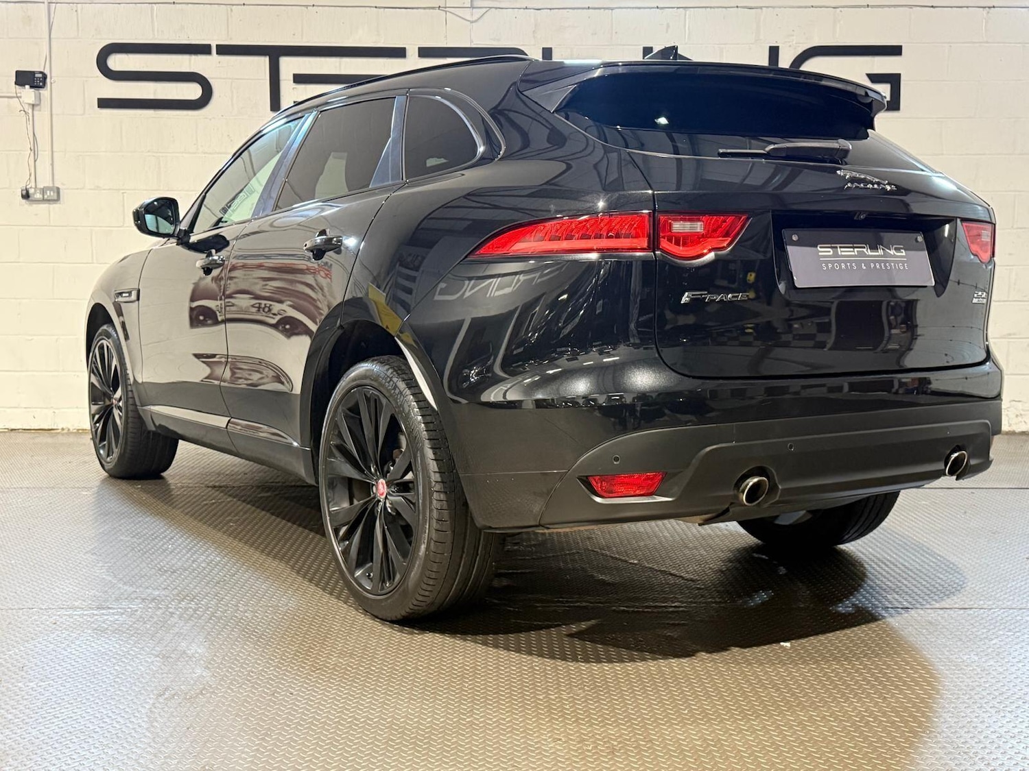 Used Jaguar F-Pace 2017 for sale - 77304915: Photo 24