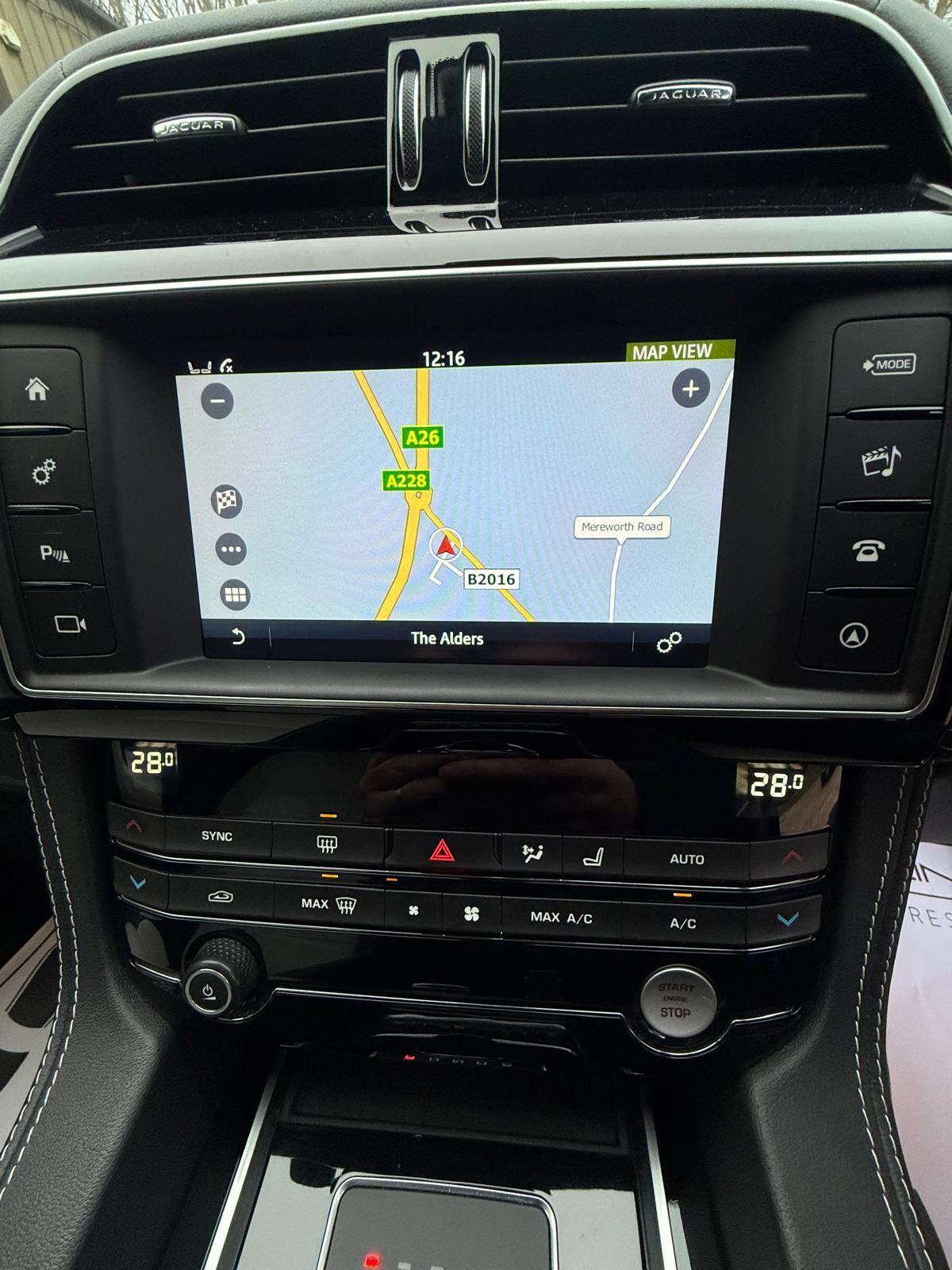 Used Jaguar F-Pace 2017 for sale - 77304915: Photo 41