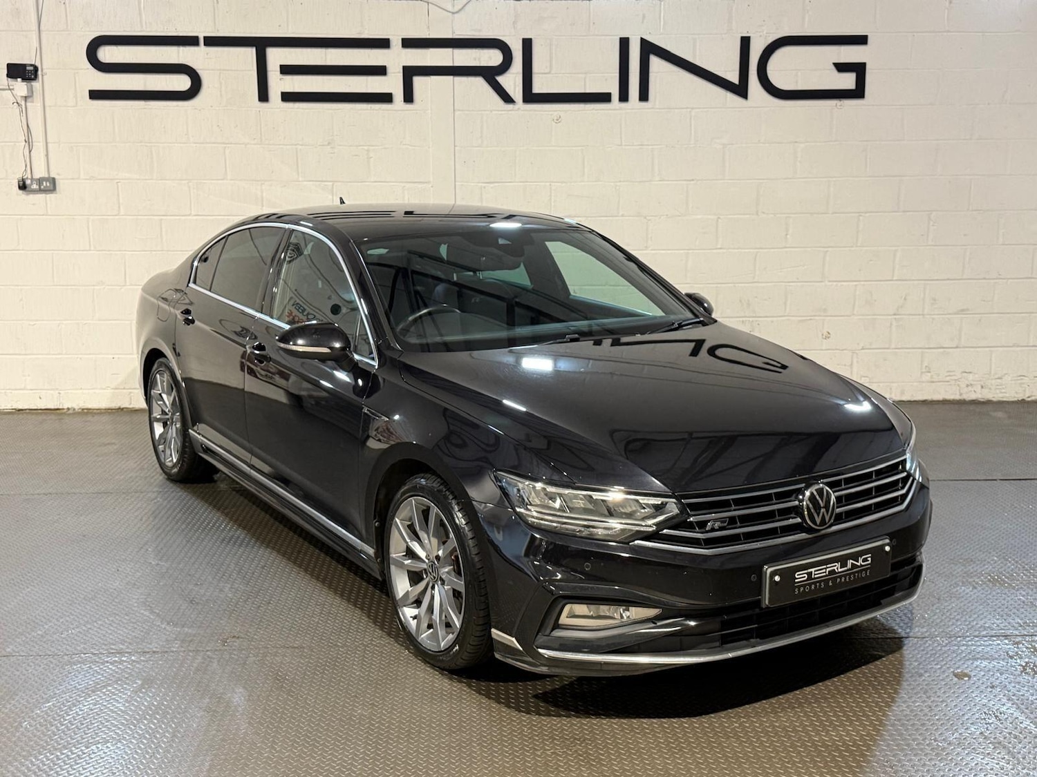 Used Volkswagen Passat for sale - 77190919: Photo 8